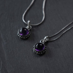 Pendentif en argent avec améthyste