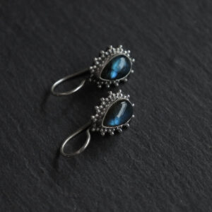 Boucles d’oreilles gouttes avec labradorites